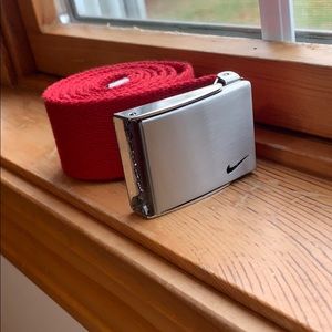 Men’s Nike belt